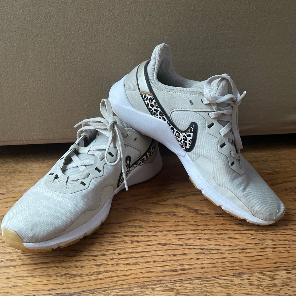 SOLD Size 7.5 - Nike Legend Essential 2 Premium Low Leopard W